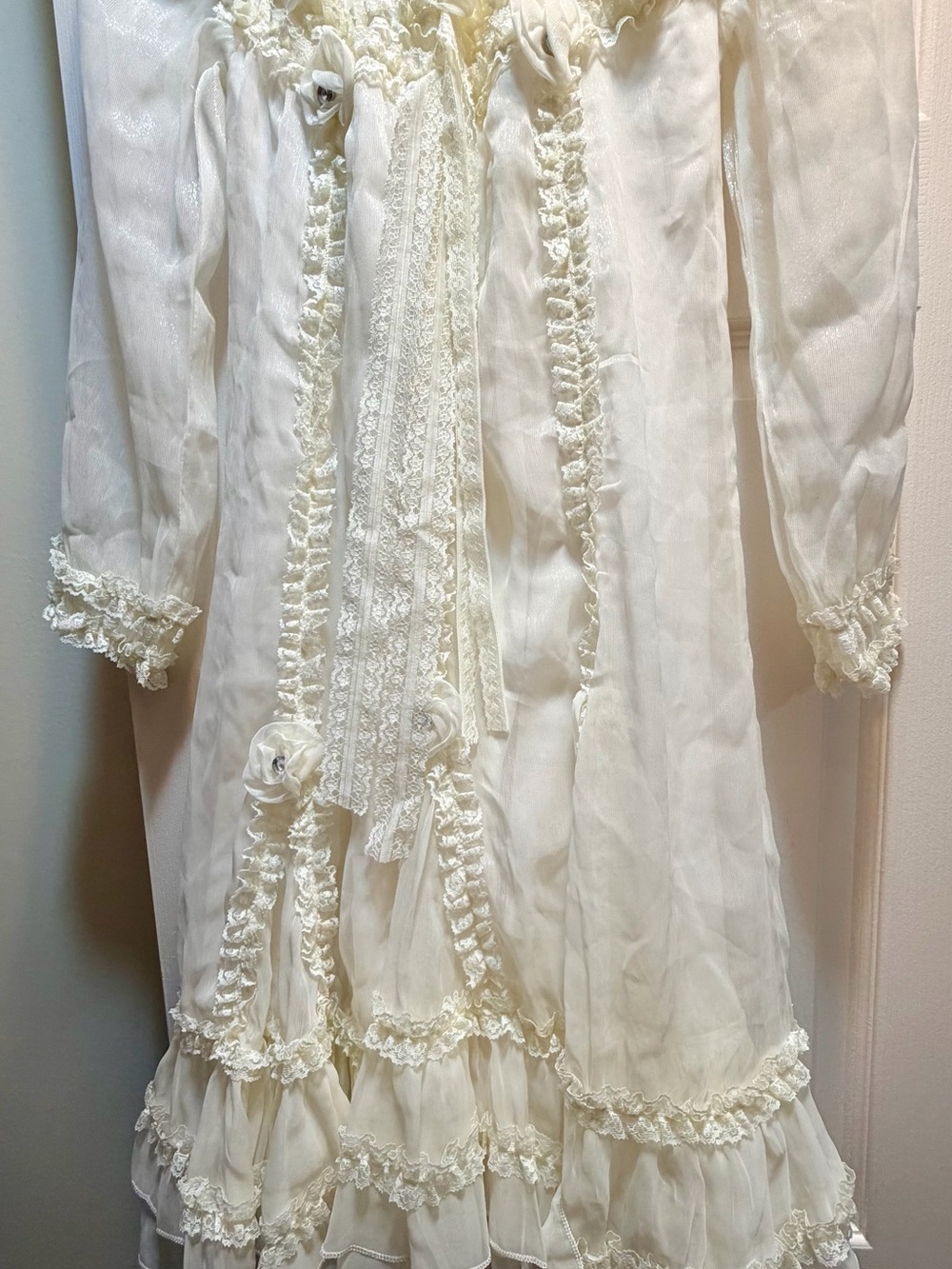 Girls Ivory Tulle Lace Flower Girl Dress 3D Rosettes Ruffles 7–10